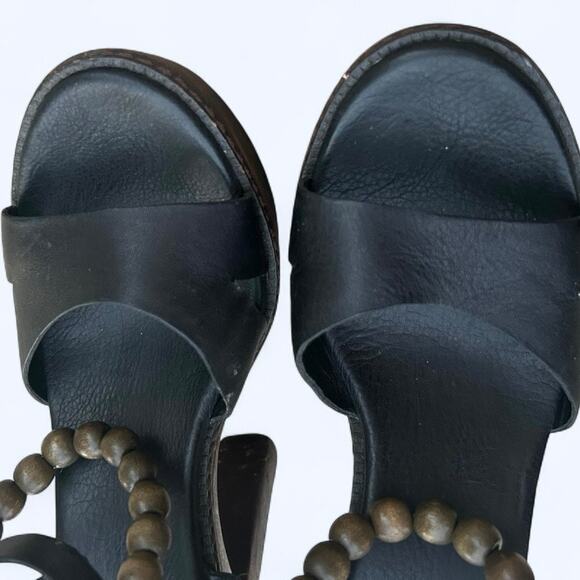 Ugg Naima Wood Platform Heel Sandals Women's size 7  Black Beaded Boho Retro - Picture 12 of 13
